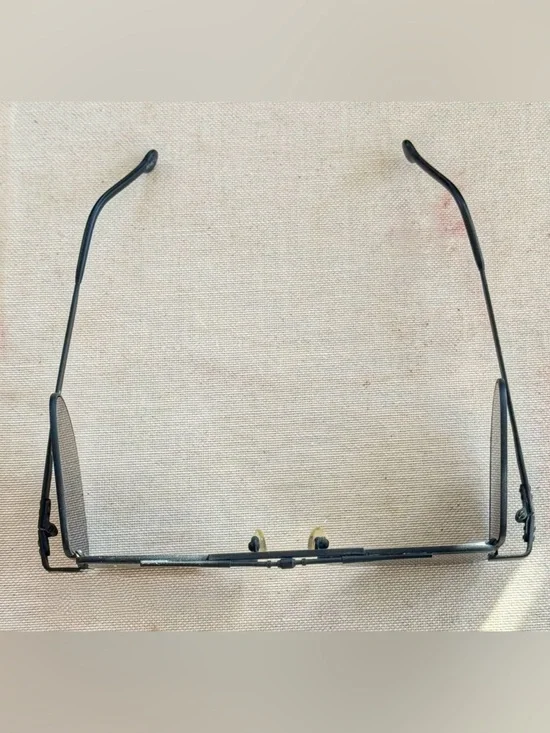 LA Eyeworks Black Rectangular Sunglasses with Side Shields, Unisex - Picture 2 of 14